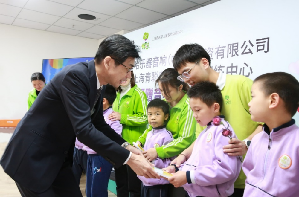 传递音乐，感受爱与温暖——利记sbobet音响捐赠仪式